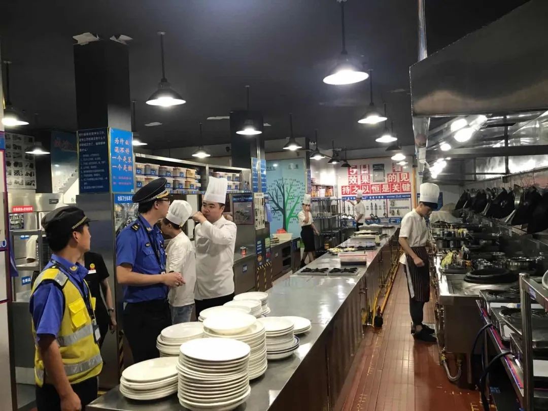 油煙凈化器，油煙凈化設(shè)備，油煙凈化機