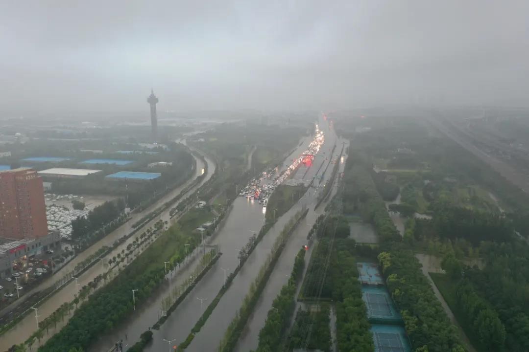 油煙凈化器，油煙凈化設(shè)備，油煙凈化機
