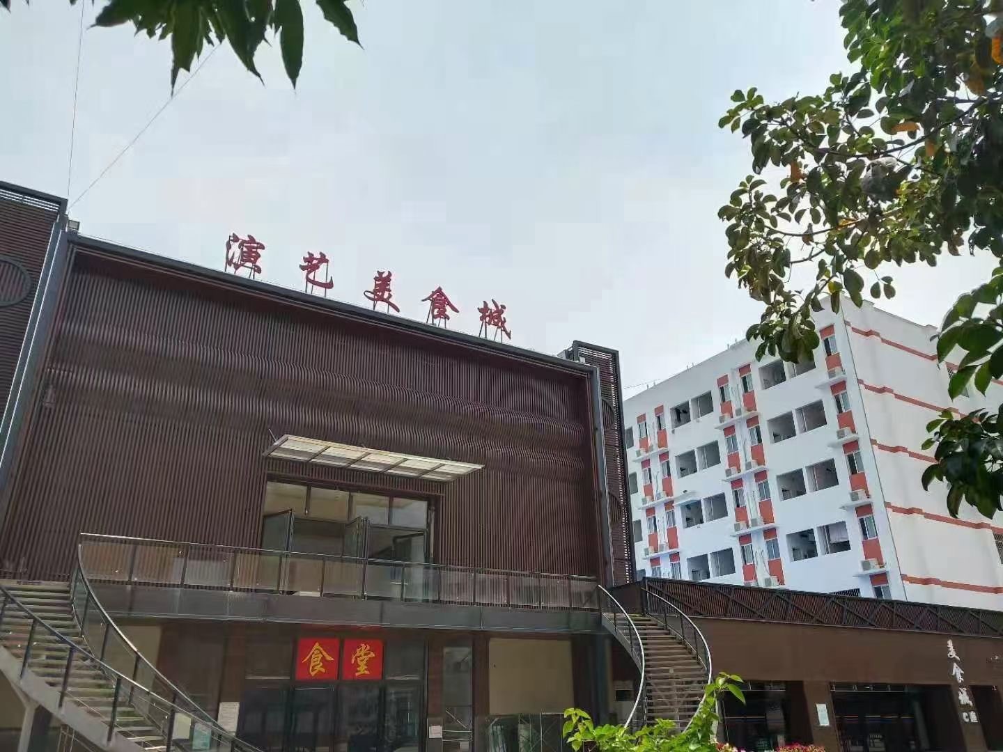 油煙凈化器，油煙凈化設(shè)備，油煙凈化機