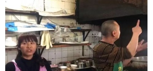 廣杰GOJEK：宜賓南岸這些餐飲店全部遭了，本月底必須全面完成整改！